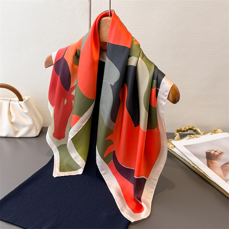 Nuevo Pañuelo Cuadrado para Mu - Scarf Silk Square reseña y precio